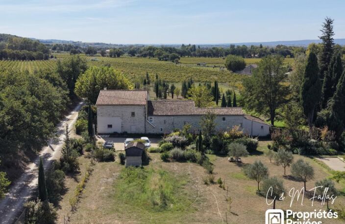 Le charme d'un mas provençal... le confort d'une demeure contemporaine — photo 2