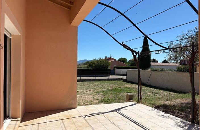 Maison familiale -3 chambres- garage 54 m² - TRAVAILLAN — photo 2
