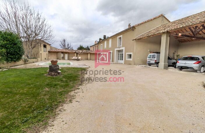 JONQUIÈRES - PROPRIÉTÉ D'EXCEPTION AVEC 3 HABITATIONS INDÉPENDANTES — photo 2