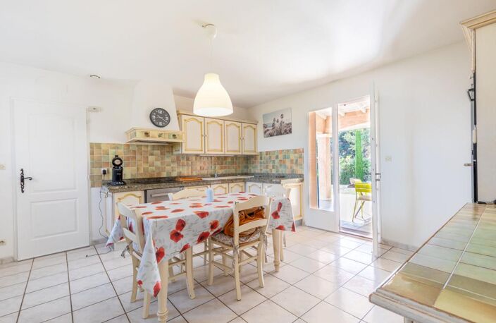 SAINT-SATURNIN-LÈS-AVIGNON ? UNE MAISON, PLUSIEURS PROJETS DE VIE — photo 4