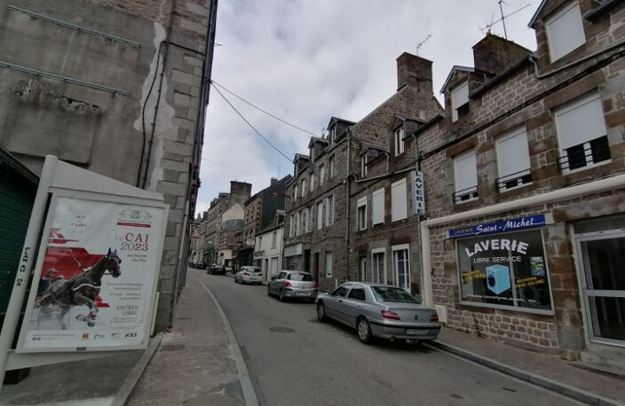 61600 LA FERTE MACE , IMMEUBLE (Appartement et local commercial dessous)   appartement 3 chambres, PRIX 107 000 honoraires 5,94% inclus à la charge de l'acquéreur  soit 101 000 hors honoraires — photo 3
