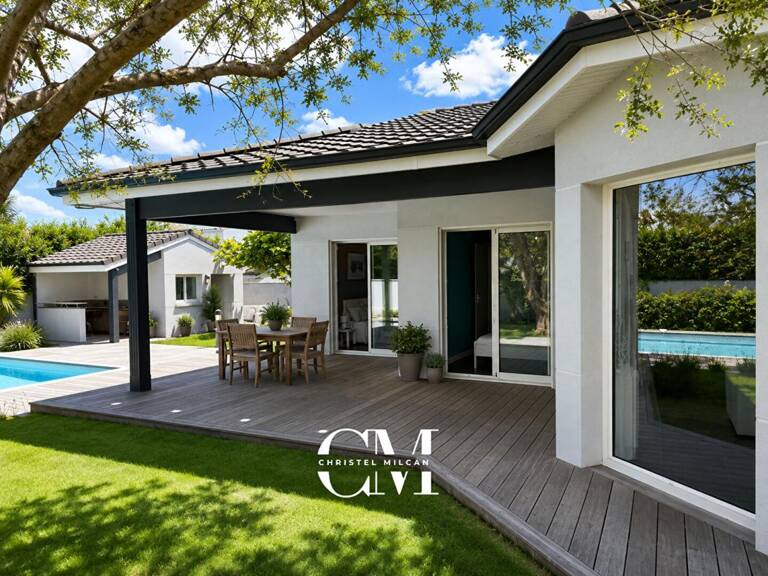 Maison contemporaine de plain-pied avec piscine 180 m2 Bruges Grand Darnal — photo 1