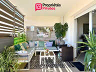 À VENDRE - Beau 2 pièces de 53 m² avec grande terrasse, PISCINE et parking — photo 3
