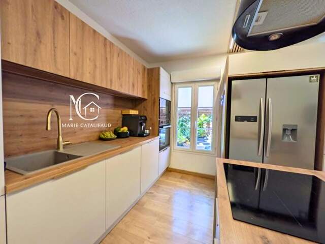 LA BOUVERIE - T3 de 66 m² - GRANDE TERRASSE 17 m² - PARKING SOUS-SOL ? TOUT À PIED — photo du bien