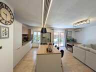 LA BOUVERIE - T3 de 66 m² - GRANDE TERRASSE 17 m² - PARKING SOUS-SOL ? TOUT À PIED — photo 3