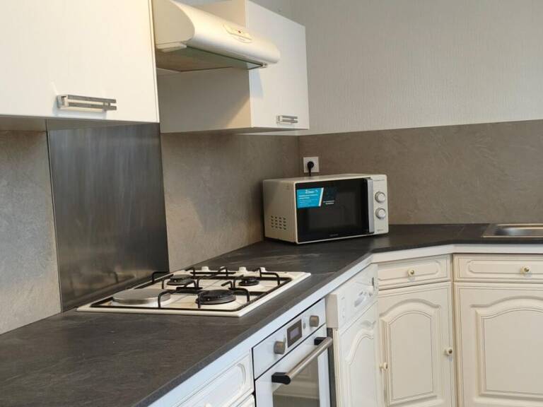 Exclusivité ! Vente interactive, APPEL d'OFFRES. Côtes d'Armor 22000 SAINT-BRIEUC. 2 lots, appartement 3 chambres avec cave et balcon — photo 1