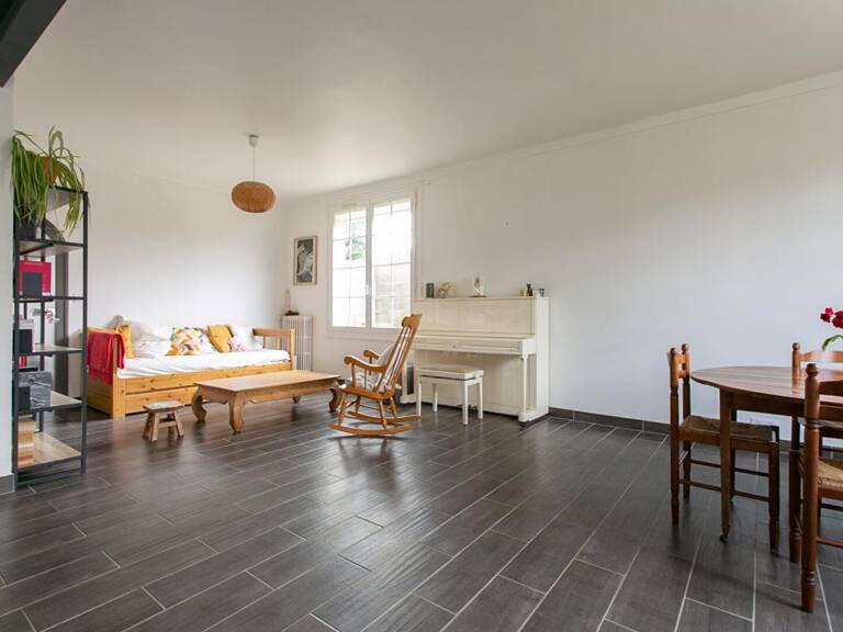 Maison Sèvremoine 5 P . 3 Chs . Bureau . 133.67 M² . T 315 M² . Garage — photo 1