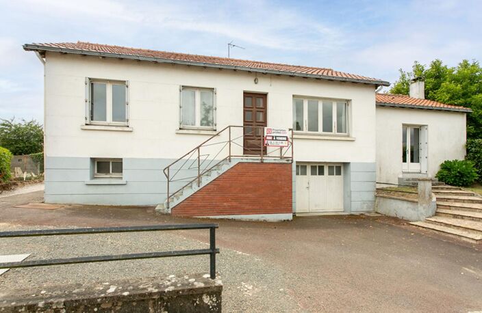 Maison Gétigné 5 P . 3 Chs . 96 M² . Garage . Cave . T 415 M² — photo 2
