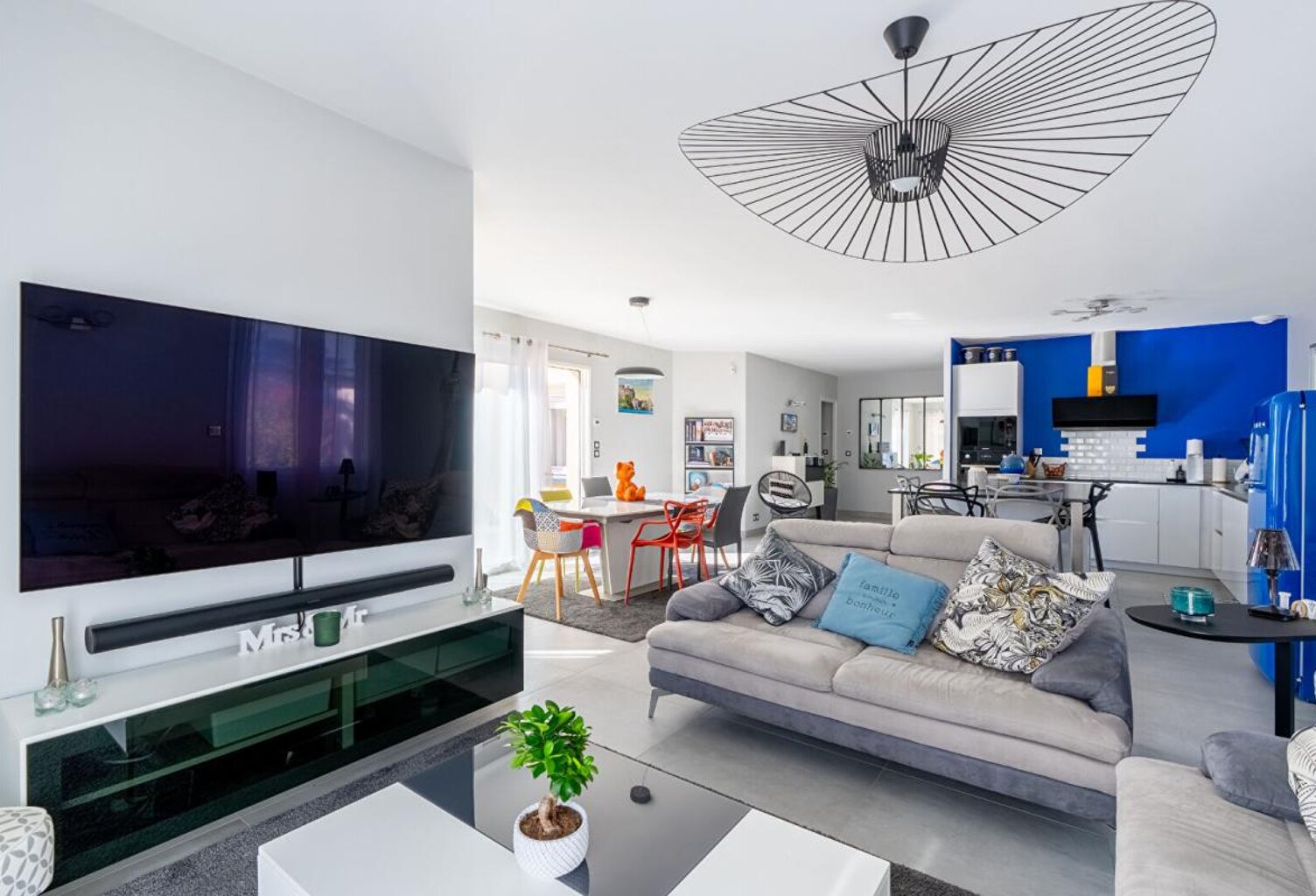 Maison Gorges 5 P . 4 Chs . 121.85 M² . T 883 M² . Garage . Piscine . Terrasses . Abri voiture — photo 1