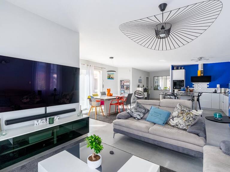 Maison Gorges 5 P . 4 Chs . 121.85 M² . T 883 M² . Garage . Piscine . Terrasses . Abri voiture — photo 1