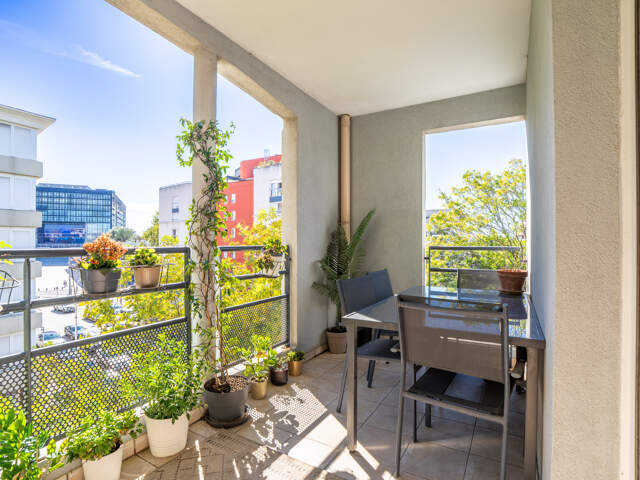 Appartement T2 Port Marianne vue Nouvelle Mairie vendu meubl — photo du bien