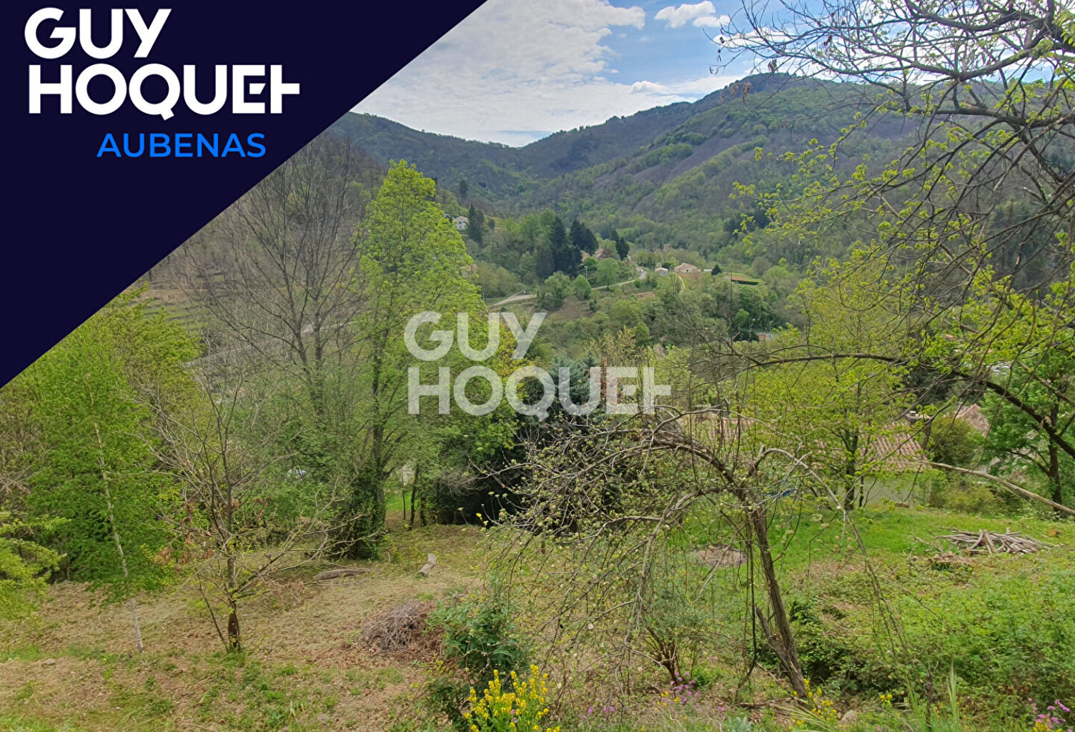 Terrain constructible de 1270m² à Antraigues sur Volane — photo 1