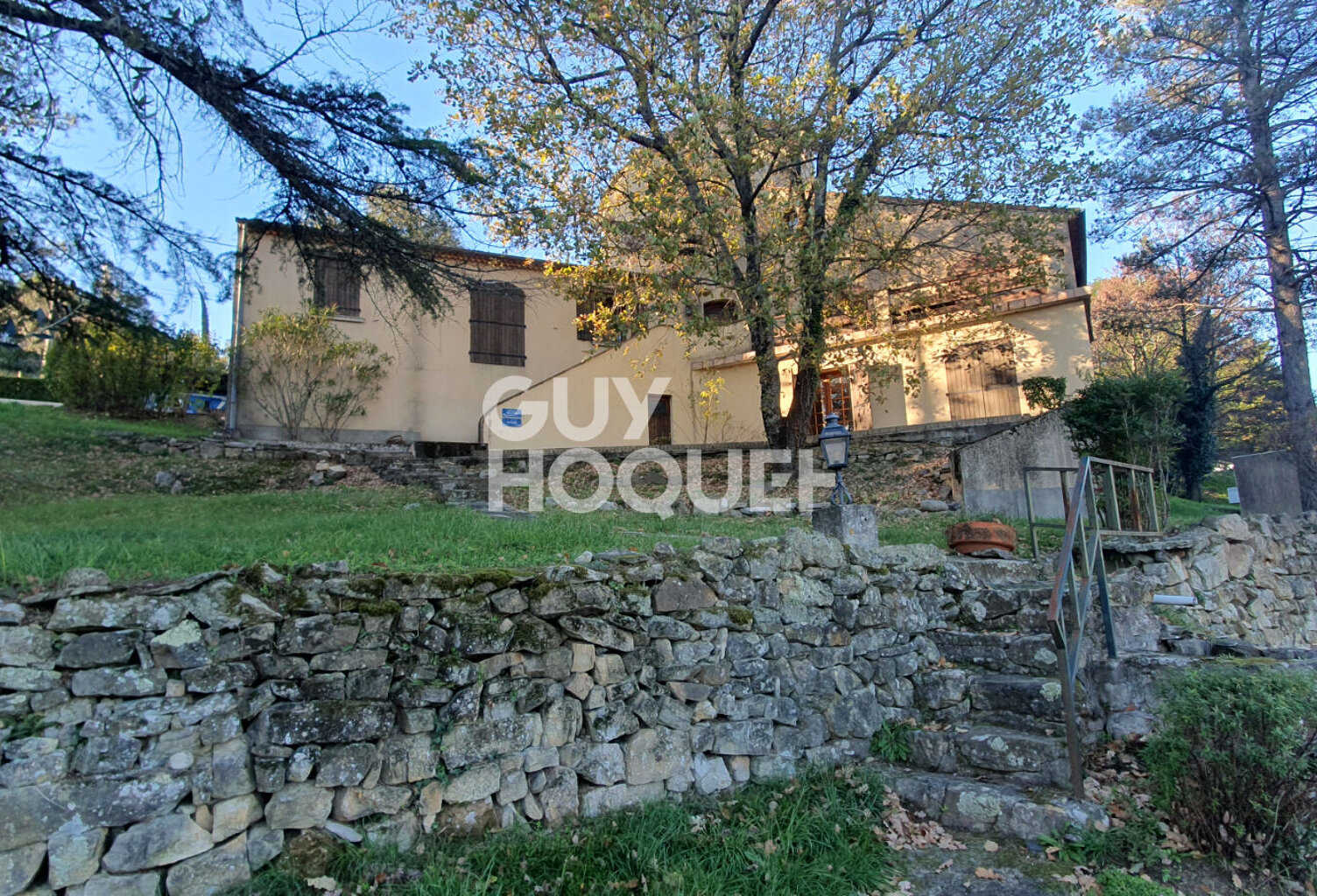 Maison spacieuse avec son appartement indépendant — photo 1