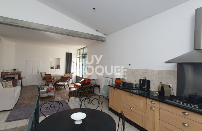 Maison d'exception avec garages, cave, local indépendant et parc arboré — photo 4