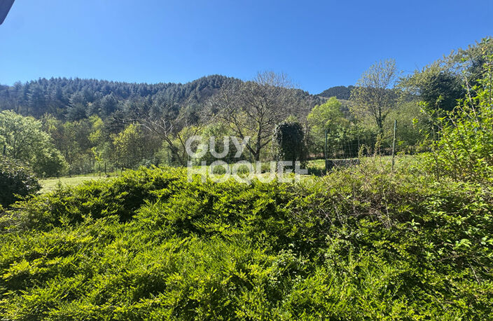 Proximité et vue sur  village d'Antraigues-Asperjoc — photo 4