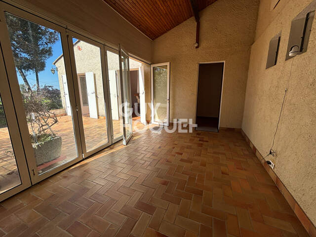Maison d'Architecte 6 pièces à vendre à Ucel — photo du bien