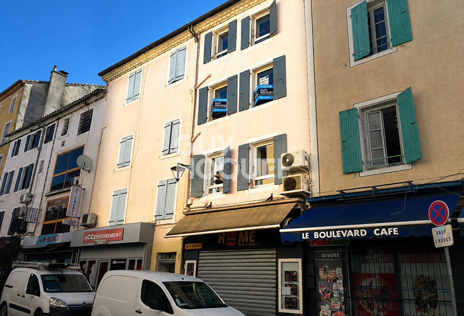 Immeuble à vendre au centre-ville d'Aubenas - Réf. 7282 — photo 1