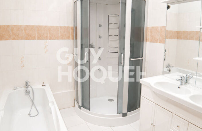Appartement en RDC - Charme et confort au coeur de la ville — photo 5