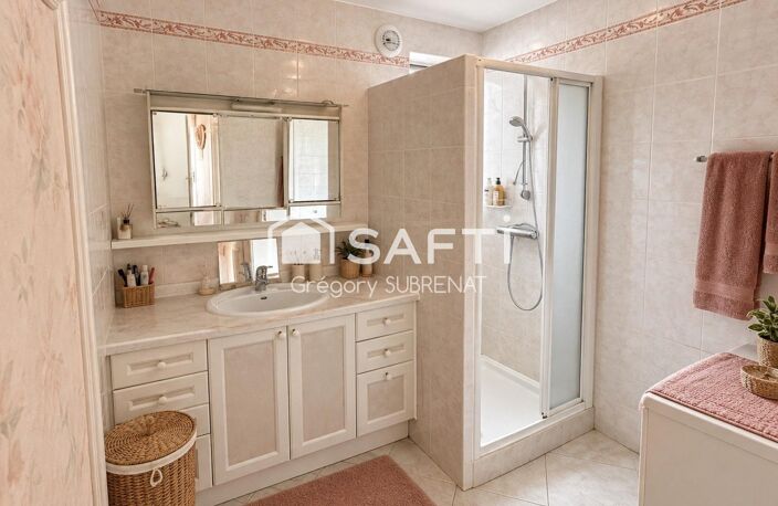 Tourcoing centre  Appartement 73,5 m² avec loggia, parking et cave — photo 5