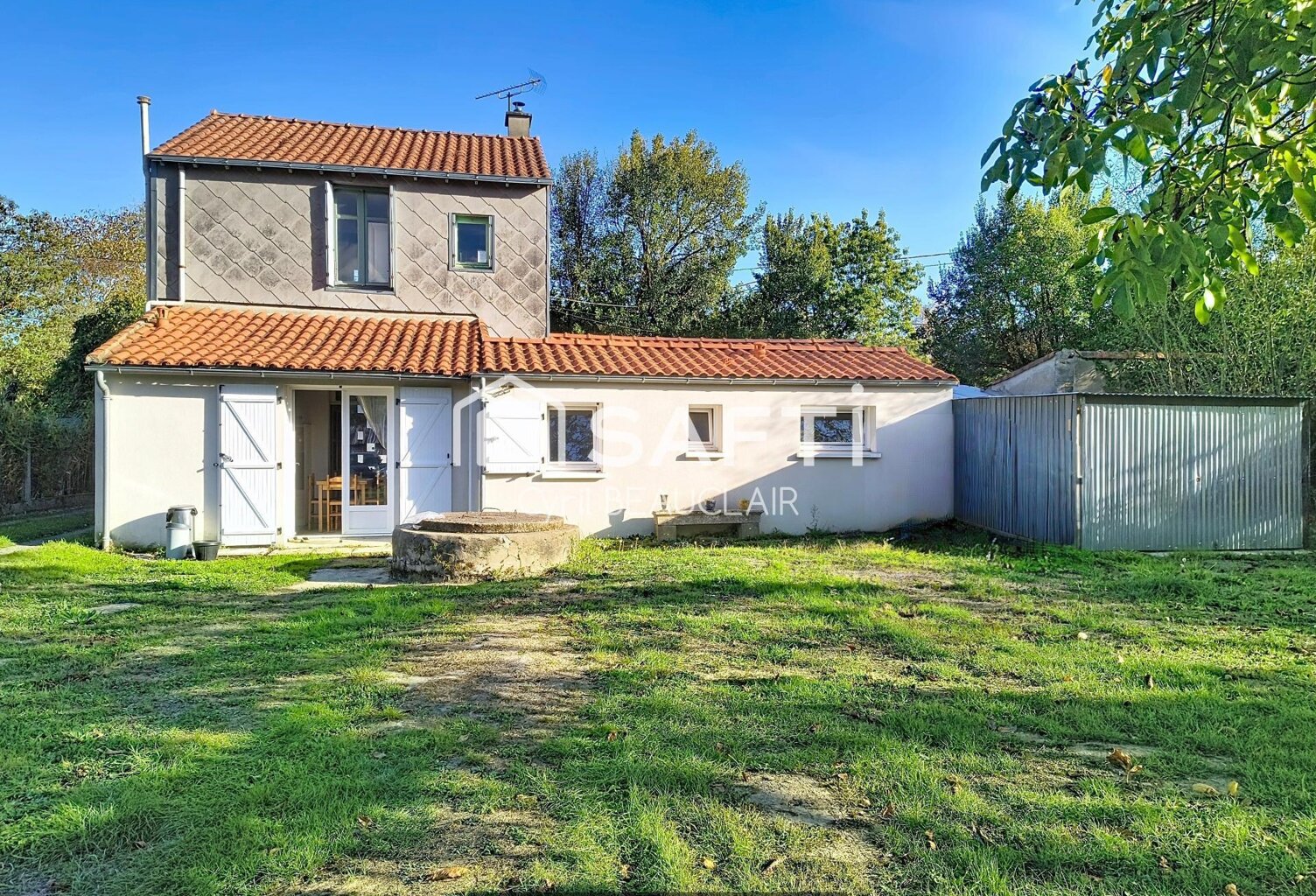 Maison de 93m² sur terrain de 1000m², 4 garages. — photo 1