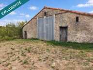 PROPRIETE D EXEPTION AVEC MOULIN A EAU, MAISON, BOURRINE ET GRANGE AVEC 6 HECTARES — photo 2