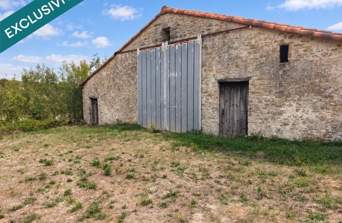 PROPRIETE D EXEPTION AVEC MOULIN A EAU, MAISON, BOURRINE ET GRANGE AVEC 6 HECTARES — photo 2