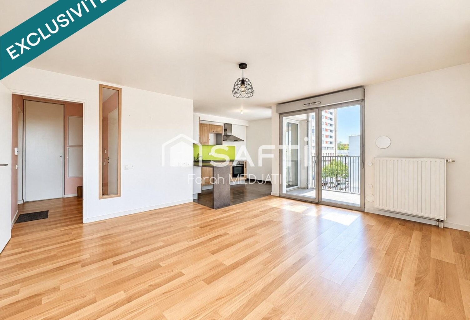 APPARTEMENT 3P DE 65 M² - TERRASSE ET PARKING — photo 1