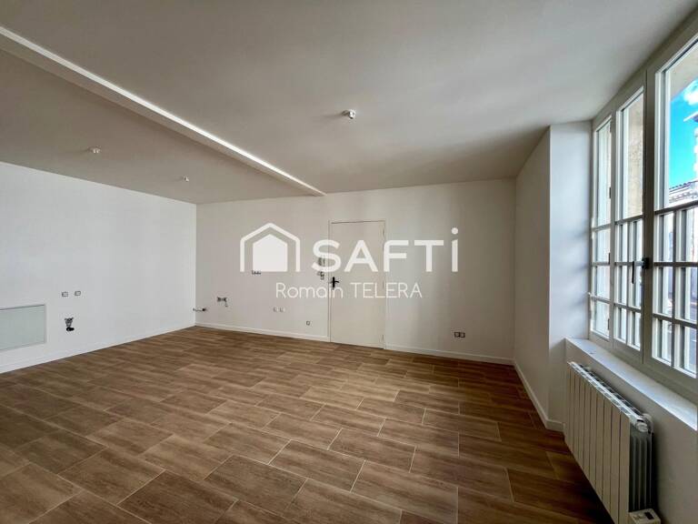 NANSOUTY : T4 en duplex rénové de 61 m² avec 3 chambres, dans une rue calme. — photo 1