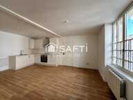 NANSOUTY : T4 en duplex rénové de 61 m² avec 3 chambres, dans une rue calme. — photo 2