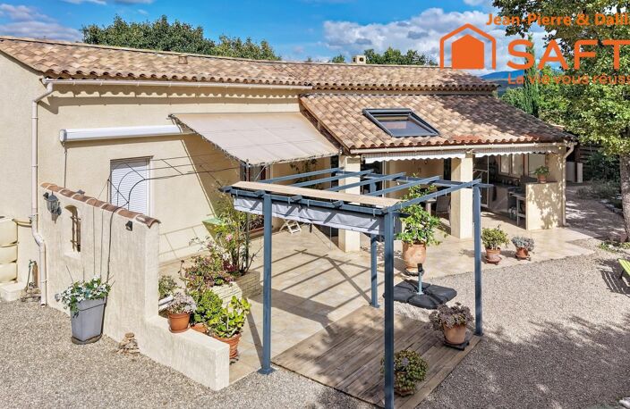 Villa de 101m² sur 1280m² de terrain clos — photo 3