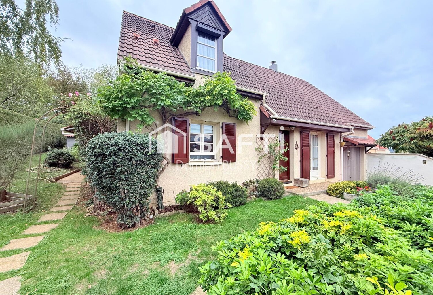 Belle Maison de 120M2 édifiée sur un terrain de 581M1 — photo 1