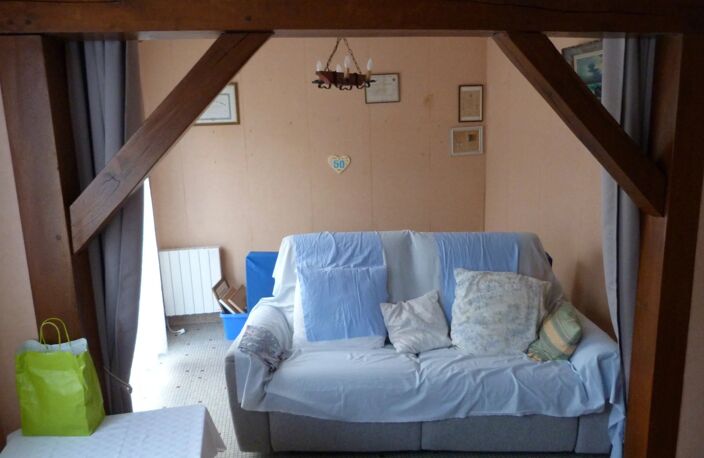 Vierzon Nord : Maison T.7 - 5 Chambres - Terrain 700M² — photo 4
