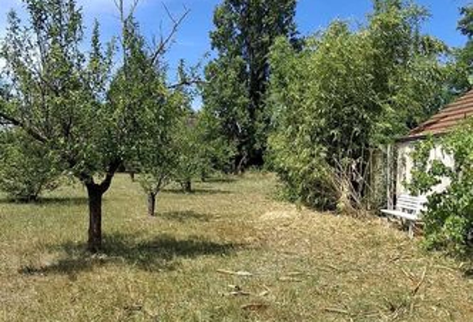 A vendre terrain de 1280m² constructible — photo 1