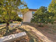 01150 BLYES   Maison 4 chambres, sous-sol complet et jardin — photo 2