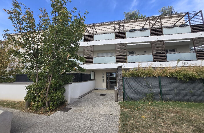 Appartement T3 en rez-de-jardon de 66.61 m2 hab. 69630 CHAPO — photo 4