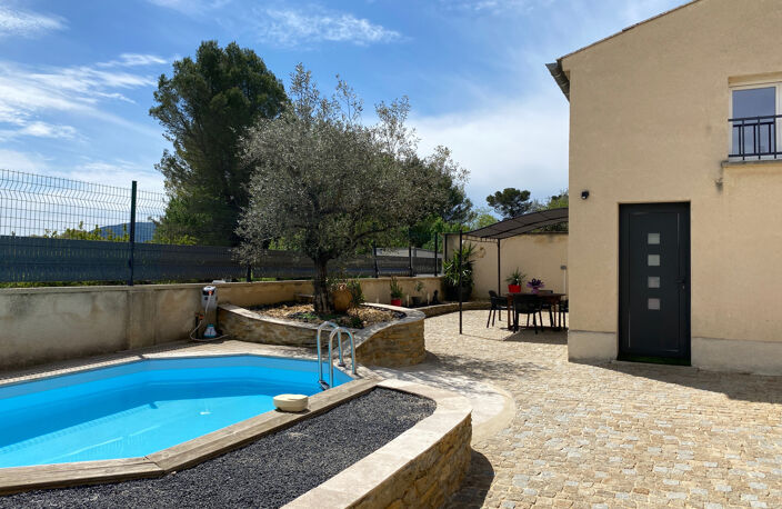 VAISON-LA-ROMAINE   MAISON LUMINEUSE AVEC PISCINE ET GARAGE, — photo 2