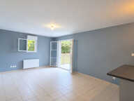 A LOUER APPARTEMENT DE TYPE 2 DANS UNE RESIDENCE DE STANDING -SECTEUR BLAYE — photo 2