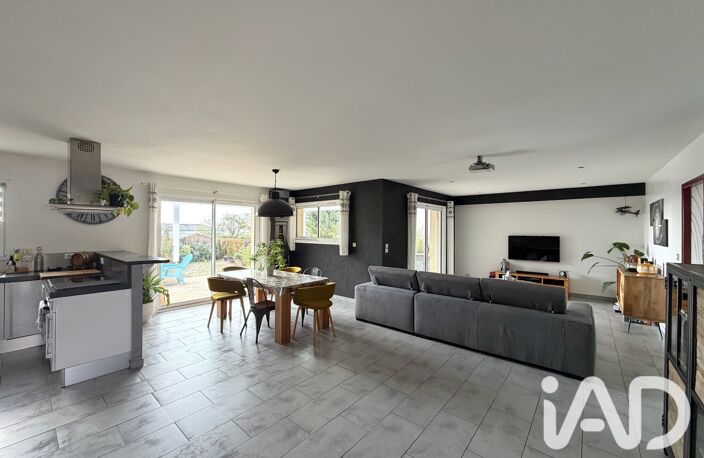 Vente Maison/villa 5 pièces — photo 2