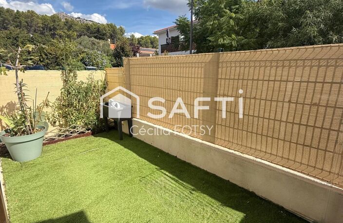 Joli t2 dans un petit immeuble plein de charme, jardin et stationnement — photo 2