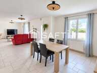 Plain-pied 4 chambres avec double garage et terrain clos — photo 2