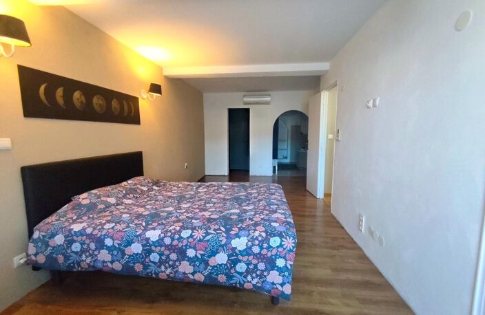 maison de village avec locataire en place — photo 5