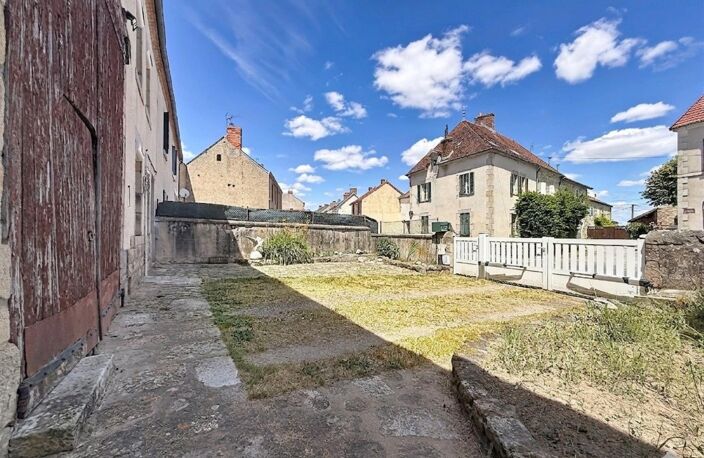 Maison avec dépendances et jardin proche commodités — photo 3