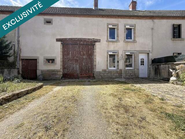 Maison avec dépendances et jardin proche commodités — photo du bien