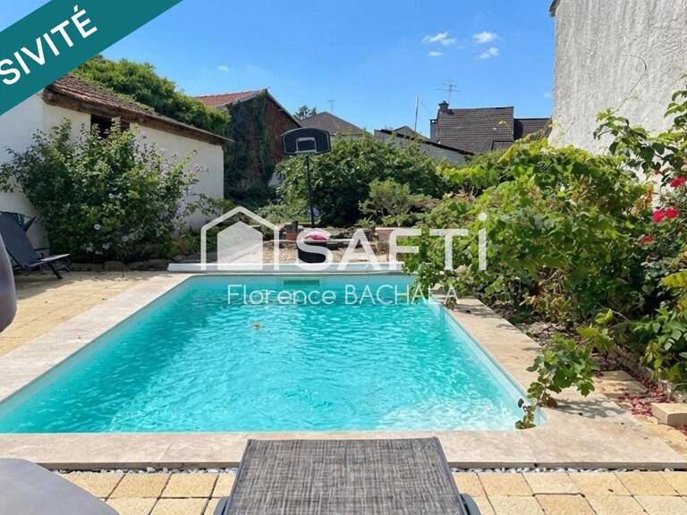 Maison de charme rénovée en 2023 - 208 m² habitables avec piscine et dépendances sur une parcelle de 512 m² — photo 1