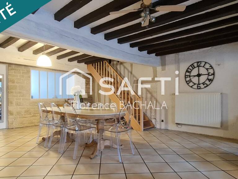 Maison de charme rénovée en 2023 - 208 m² habitables avec piscine et dépendances sur une parcelle de 512 m² — photo 1