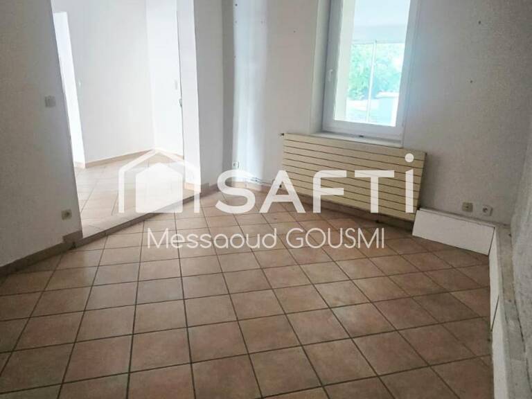 Maison de village de 157 m²  5 chambres  Jardin arboré et atelier — photo 1