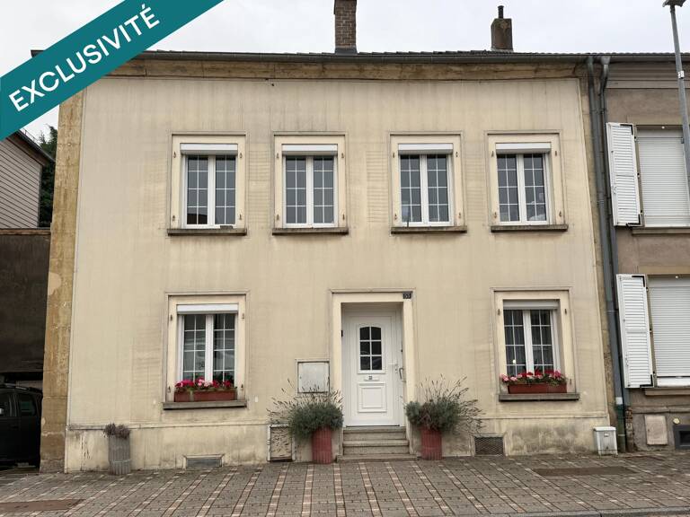 Maison mitoyenne de ville avec garage — photo 1