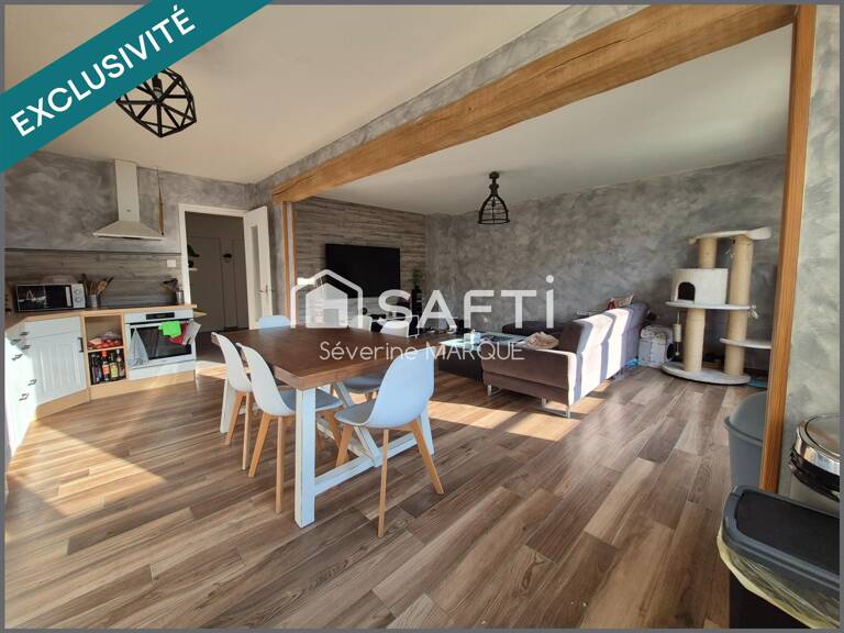 Maison de Village avec garage et jardin. — photo 1