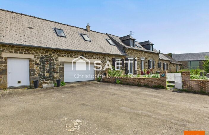 Mayenne  Ensemble de 3 longères en pierre sur 1,2 hectare avec vastes espaces de stockage — photo 2