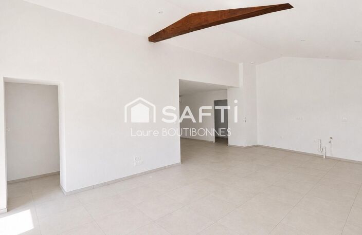 Maison de ville rénovée avec extérieur — photo 2